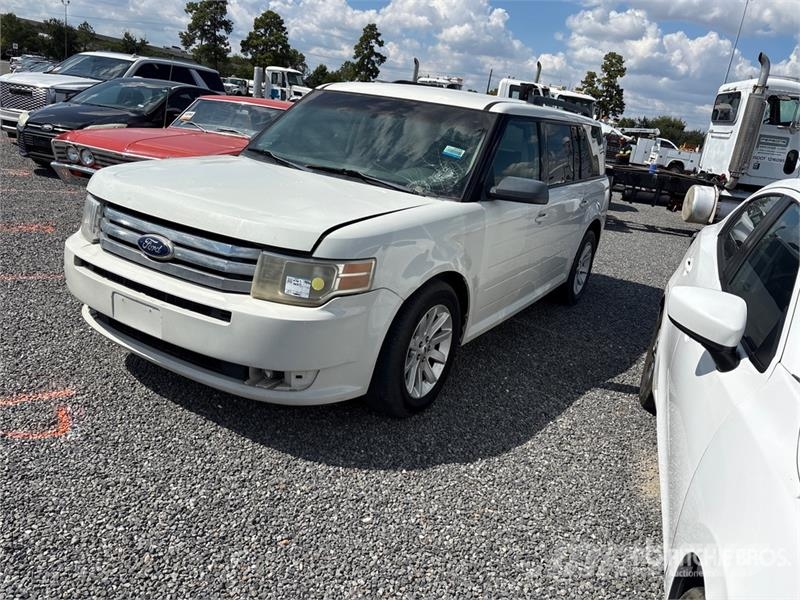 Ford Flex 2WD SUV (Inoperable) Avtomobili