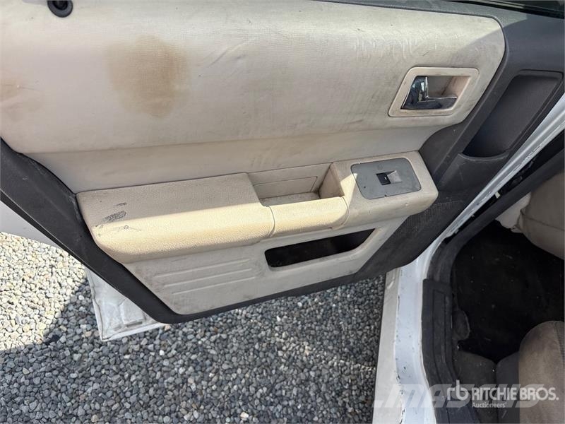 Ford Flex 2WD SUV (Inoperable) Avtomobili
