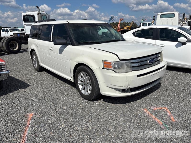 Ford Flex 2WD SUV (Inoperable) Avtomobili