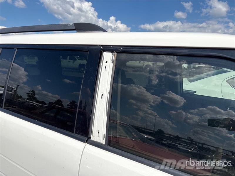 Ford Flex 2WD SUV (Inoperable) Avtomobili