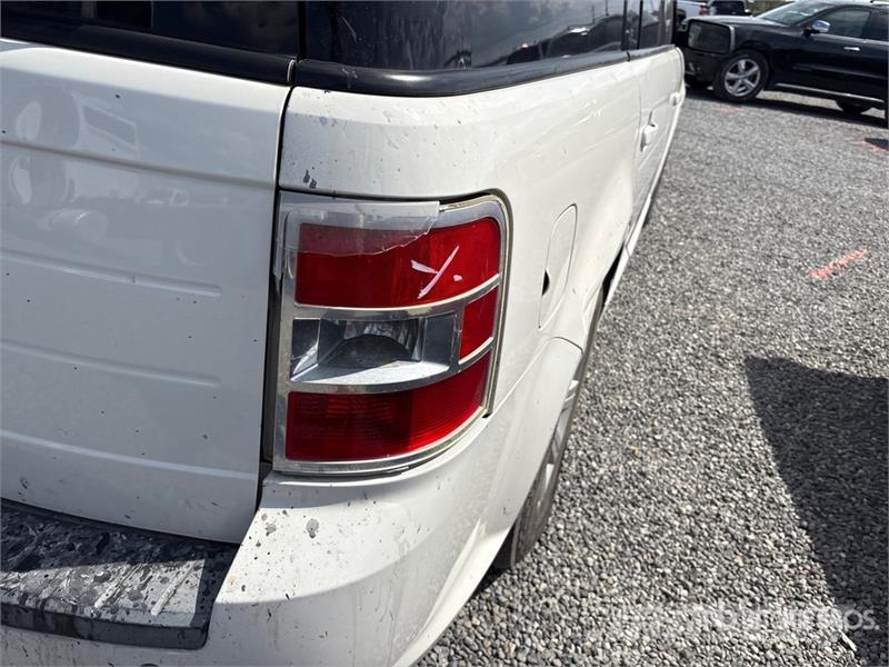 Ford Flex 2WD SUV (Inoperable) Avtomobili
