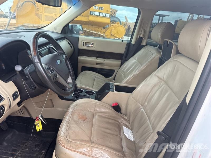 Ford Flex Limited 2WD SUV 汽车