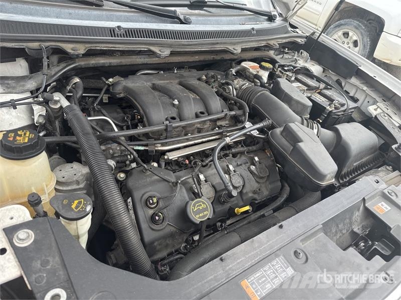 Ford Flex Limited 2WD SUV 汽车