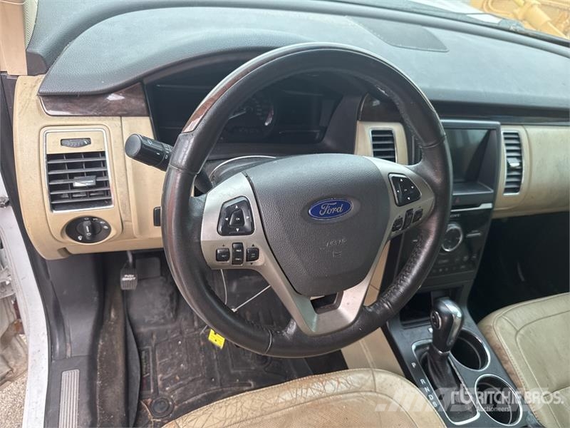 Ford Flex Limited 2WD SUV 汽车
