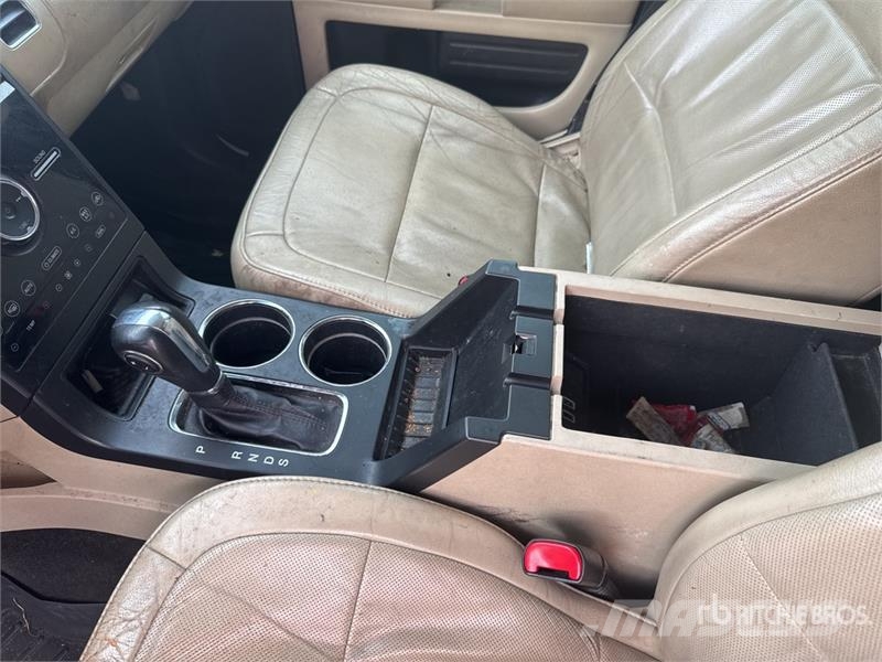Ford Flex Limited 2WD SUV 汽车
