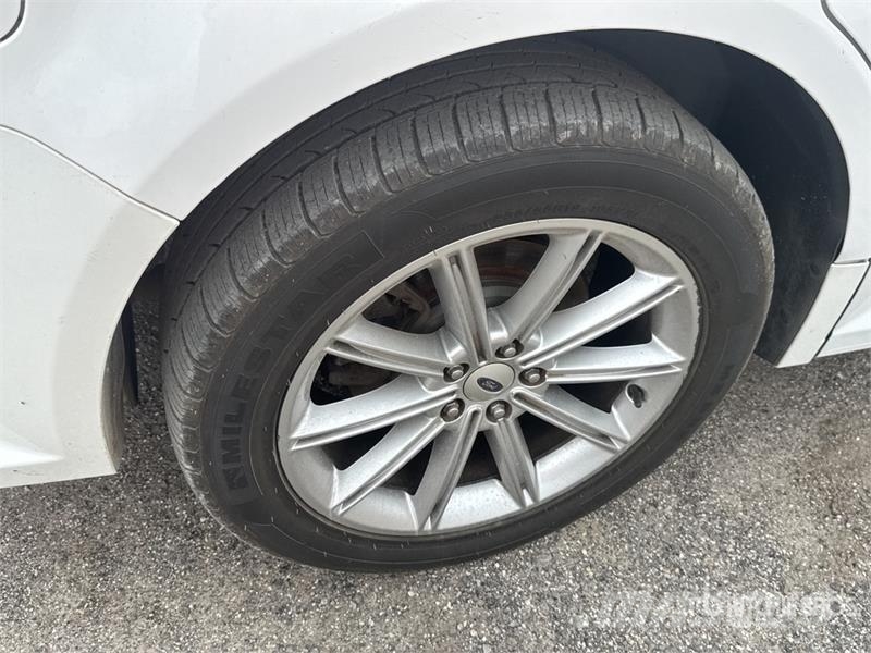 Ford Flex Limited 2WD SUV 汽车