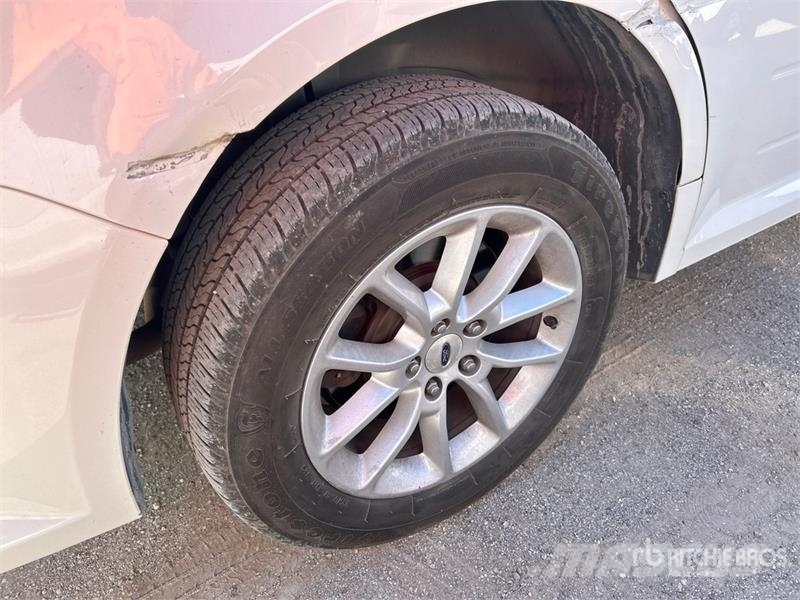 Ford Flex SUV Automobili