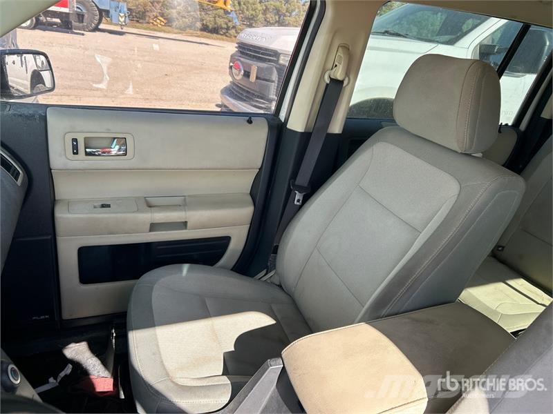 Ford Flex SUV Automobili
