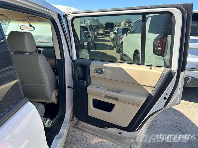 Ford Flex SUV Automobili