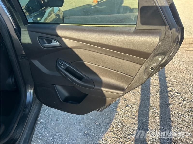 Ford Focus SE Automašīnas