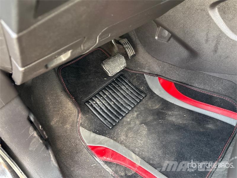 Ford Focus SE Voiture