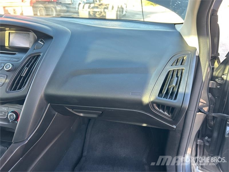 Ford Focus SE Automašīnas