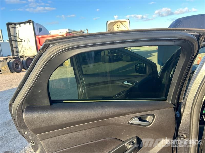 Ford Focus SE Automašīnas