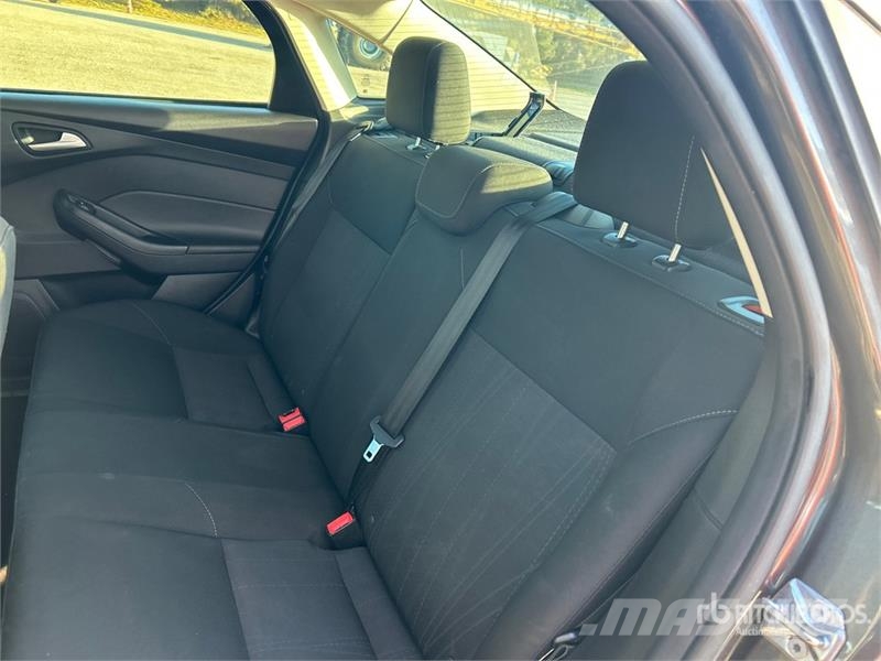 Ford Focus SE Automašīnas