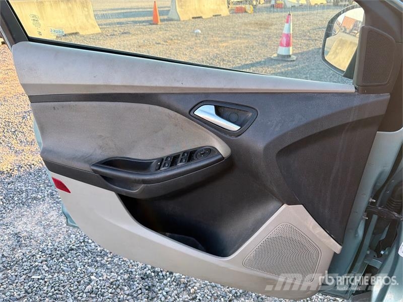 Ford Focus SE Automobile PKWs