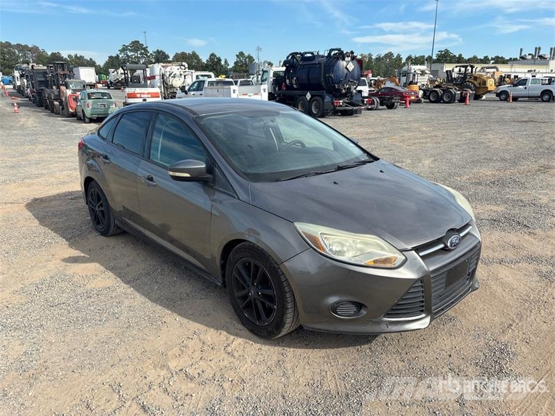 Ford Focus SE Automobile Automašīnas