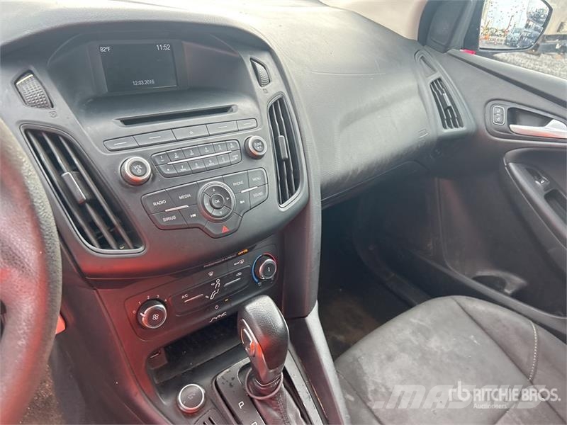 Ford Focus SE Automobile Automobili