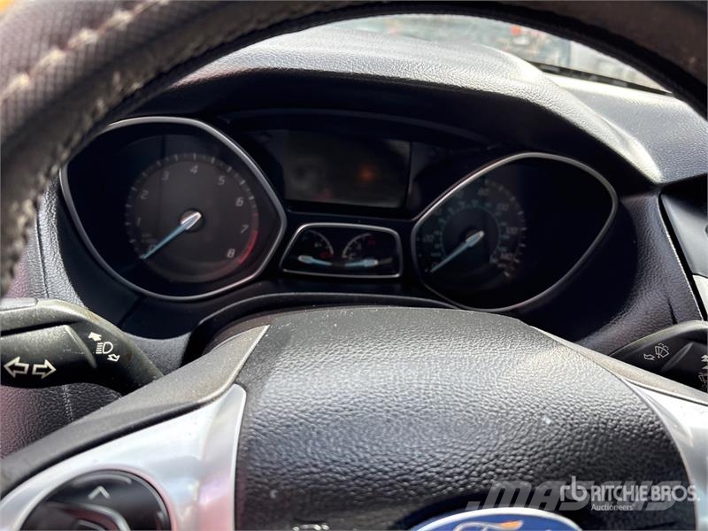 Ford Focus SE Automobile Легковые автомобили