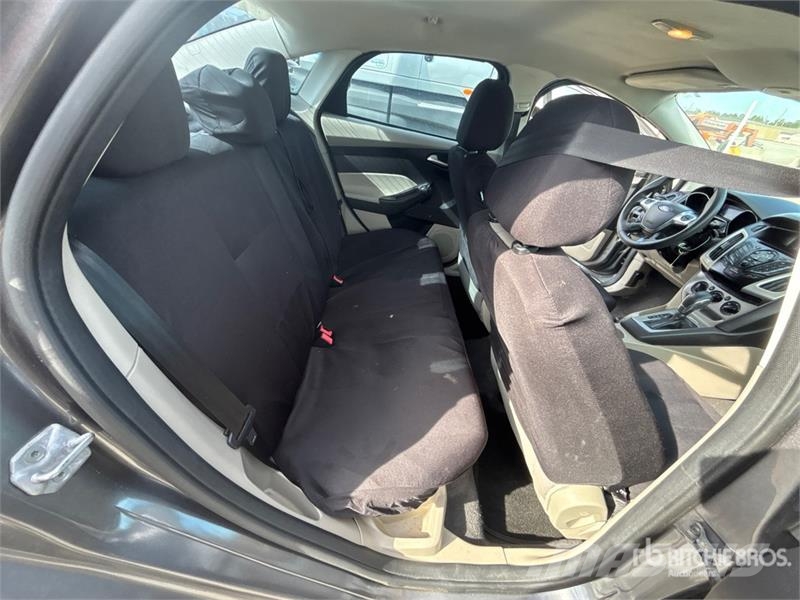 Ford Focus SE Automobile Automašīnas