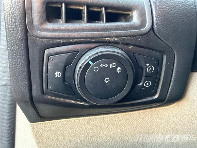 Ford Focus SE Automobile PKWs