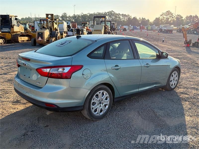 Ford Focus SE Automobile PKWs