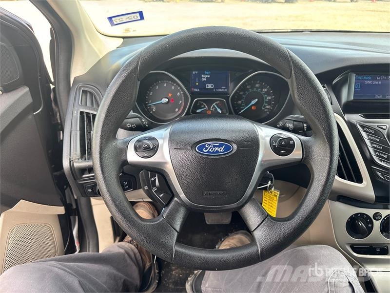 Ford Focus SE Automobile Automašīnas