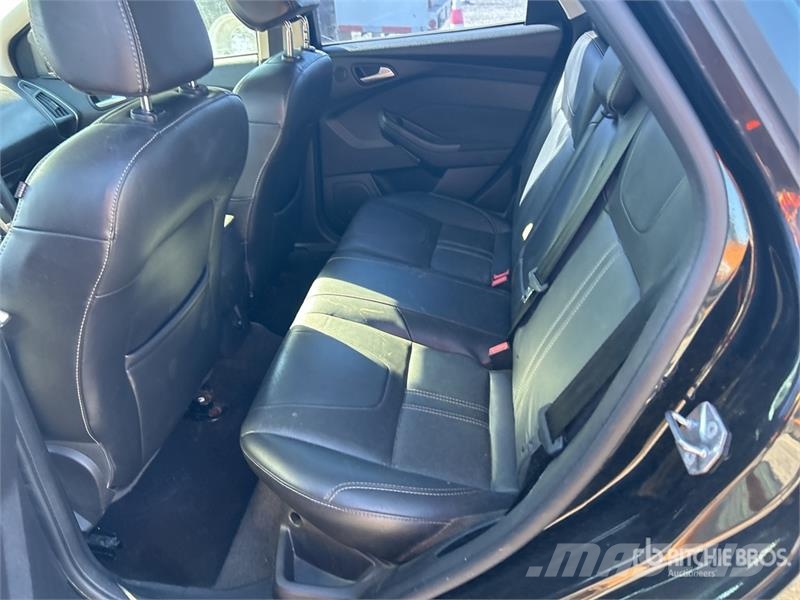 Ford Focus Titanium Automobile Cars