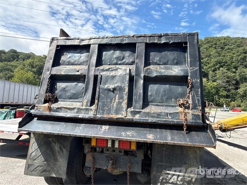 Ford L8000 Kiperi kamioni