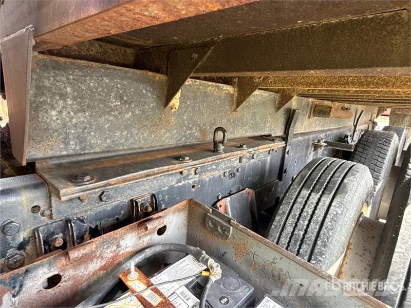 Ford L8000 Kiperi kamioni