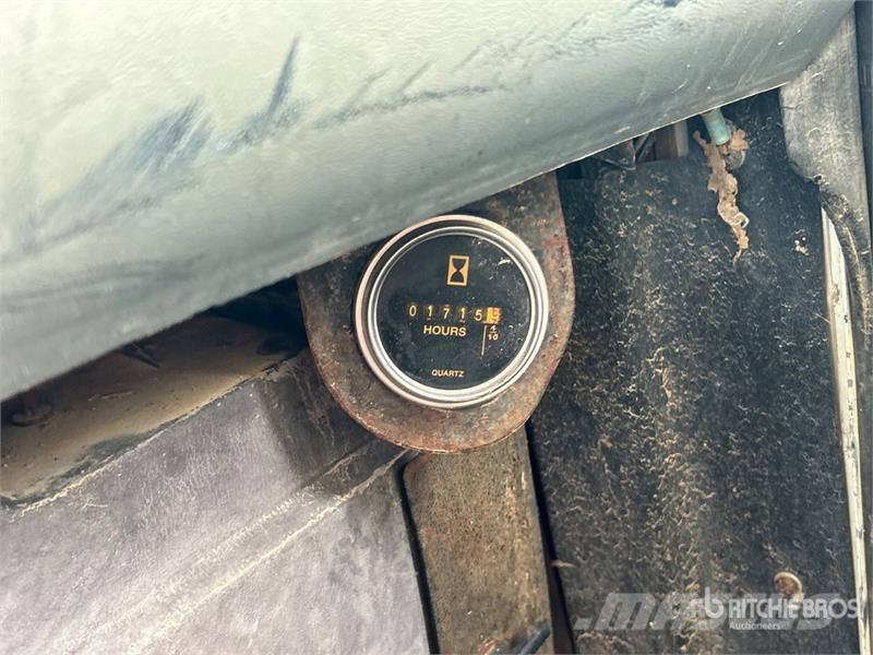 Ford L8000 水罐车