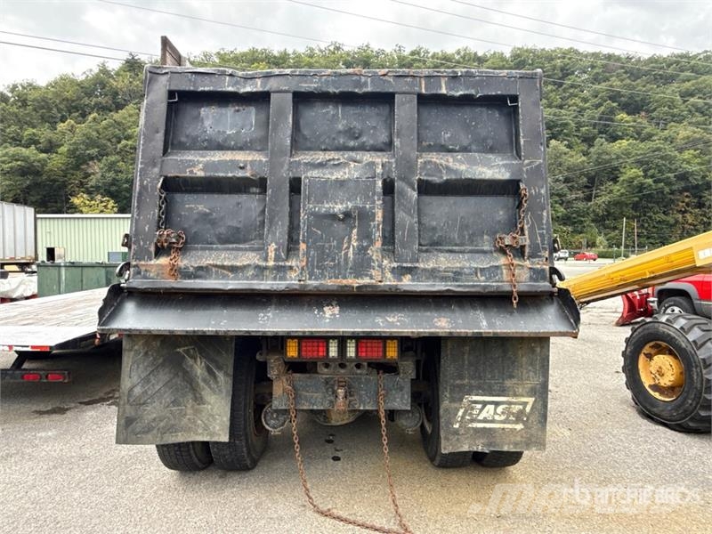 Ford L8000 Kiperi kamioni