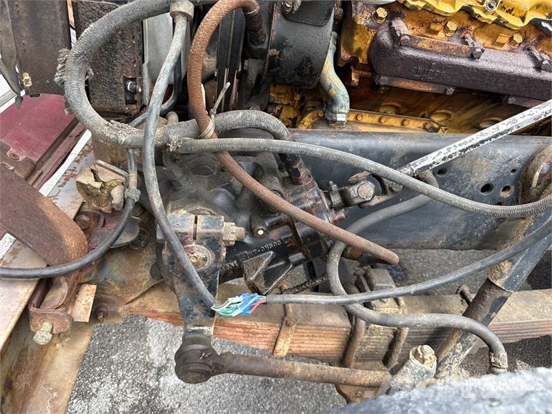 Ford L8000 Kiperi kamioni