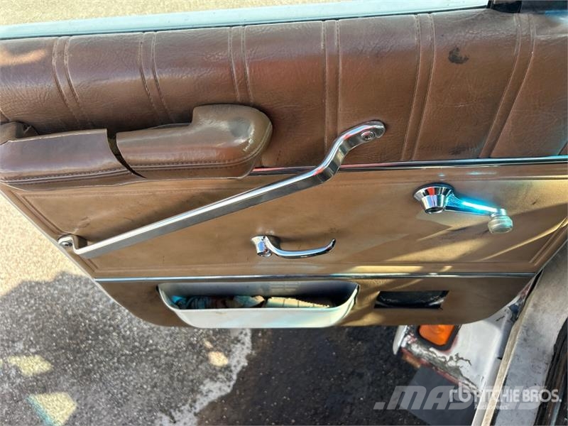 Ford L9000 Vehicule de recuperare