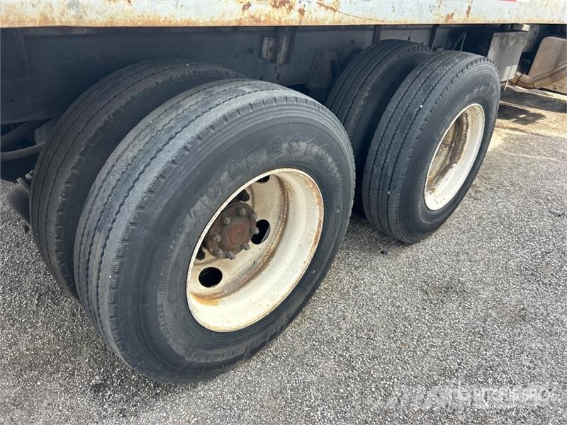 Ford L9000 Vehicule de recuperare