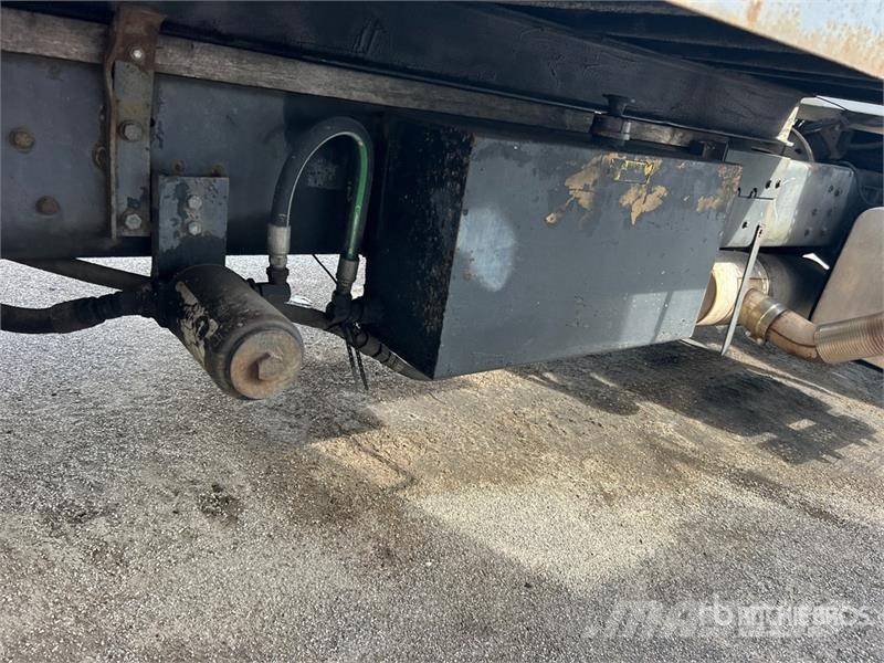 Ford L9000 Vehicule de recuperare