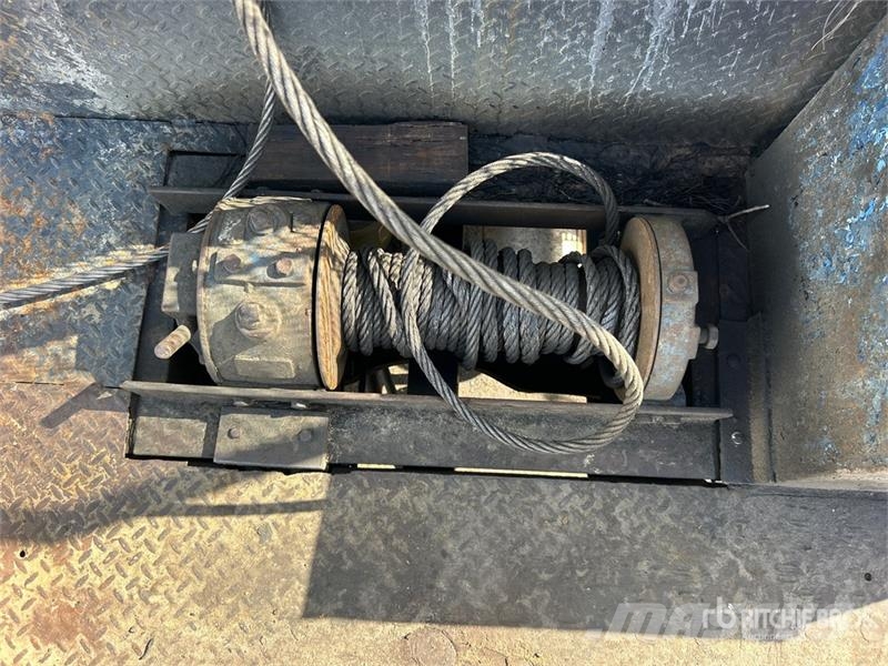 Ford L9000 Vehicule de recuperare
