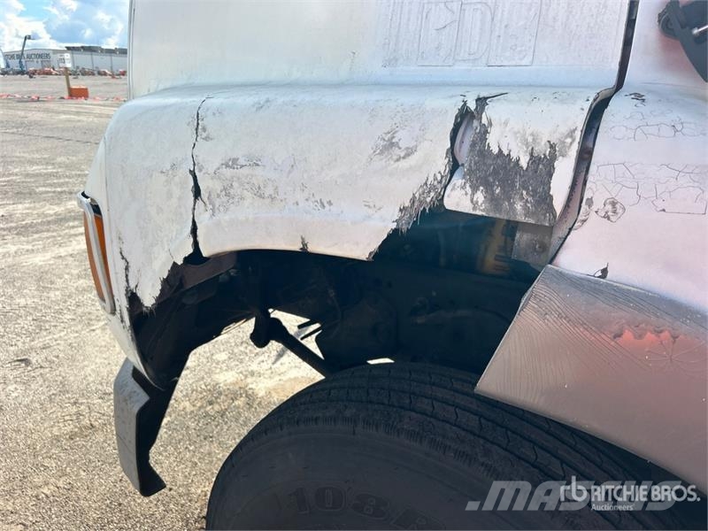 Ford L9000 Vehicule de recuperare