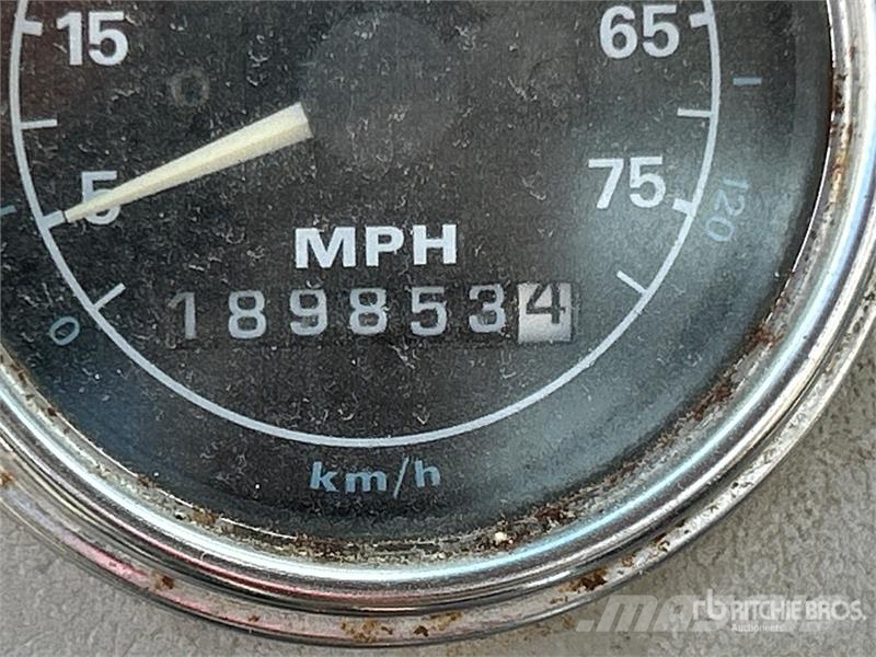 Ford L9000 Vehicule de recuperare