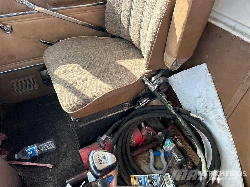 Ford L9000 Vehicule de recuperare