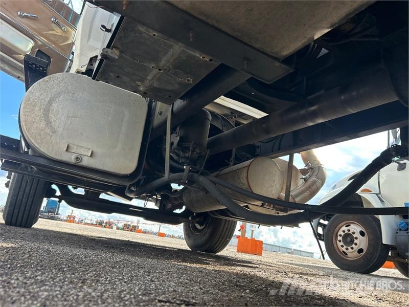 Ford L9000 Vehicule de recuperare