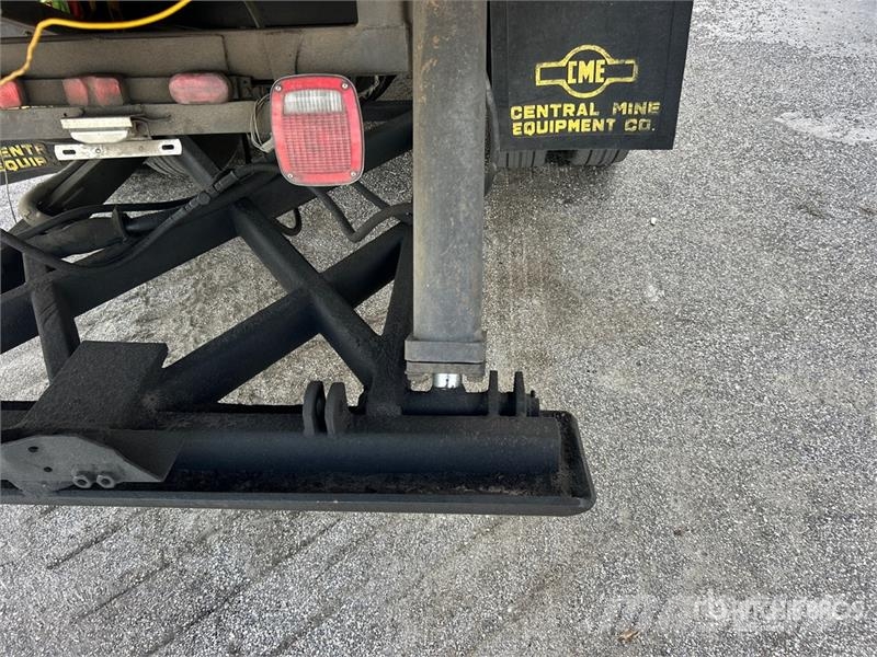 Ford L9000 Vehicule de recuperare