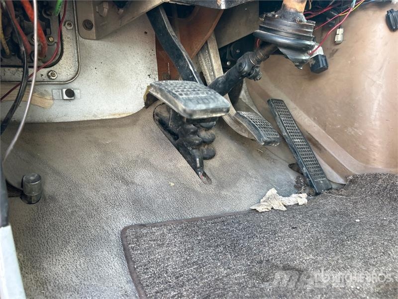 Ford L9000 Vehicule de recuperare