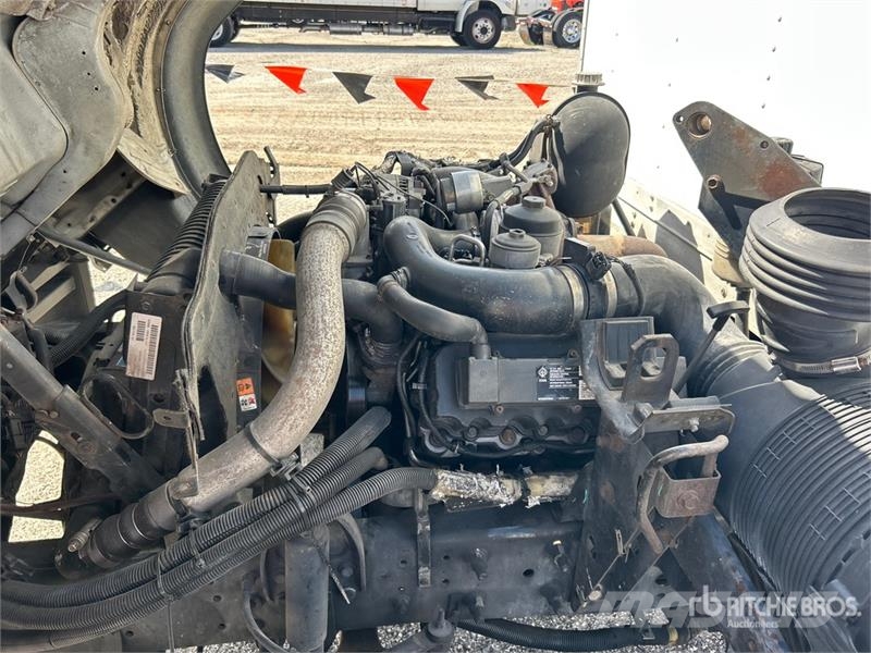 Ford LCF450 Skåpbilar