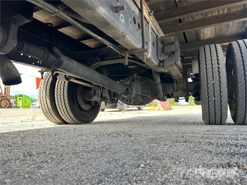 Ford LCF450 Skåpbilar