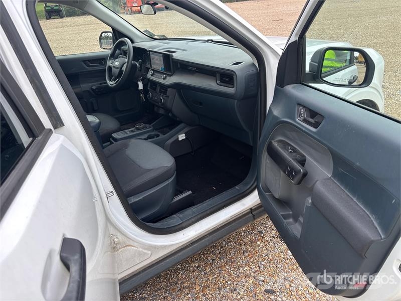 Ford Maverick Egyéb