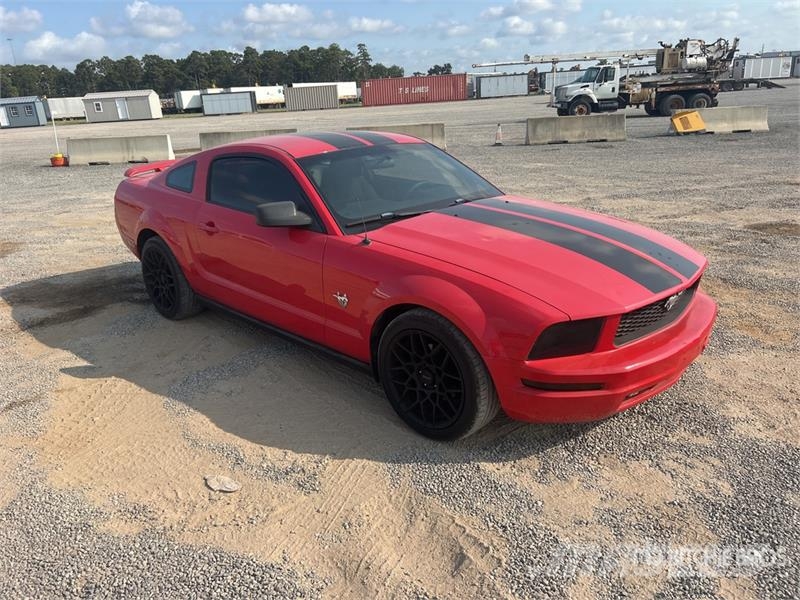 Ford Mustang Automobile Auto's