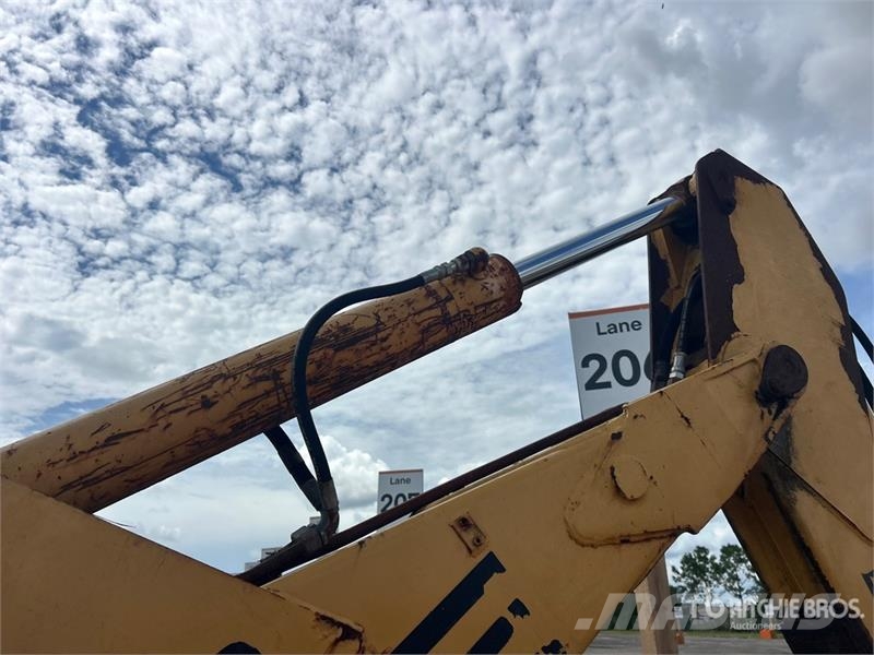 Ford New Holland 655E 4x2 Backhoe Loader Retroescavadeiras