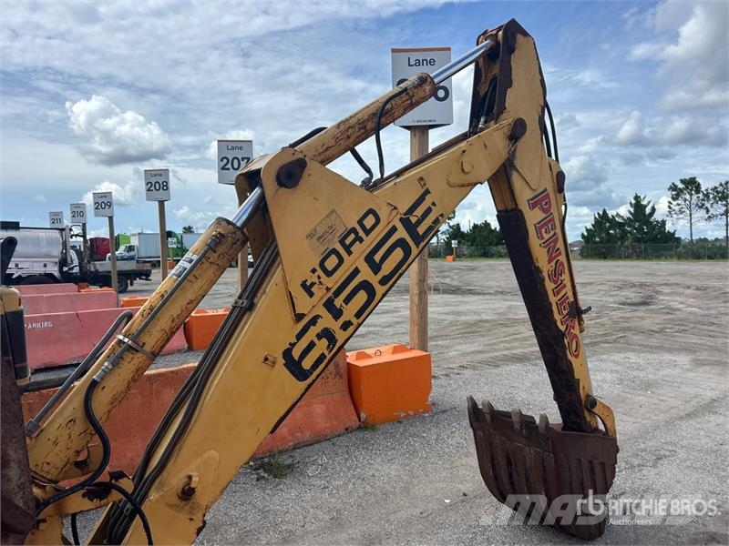 Ford New Holland 655E 4x2 Backhoe Loader Retroescavadeiras