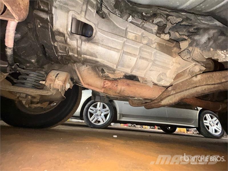 Ford Ranger 4x2 Flatbed Truck Tovornjaki s kesonom/platojem