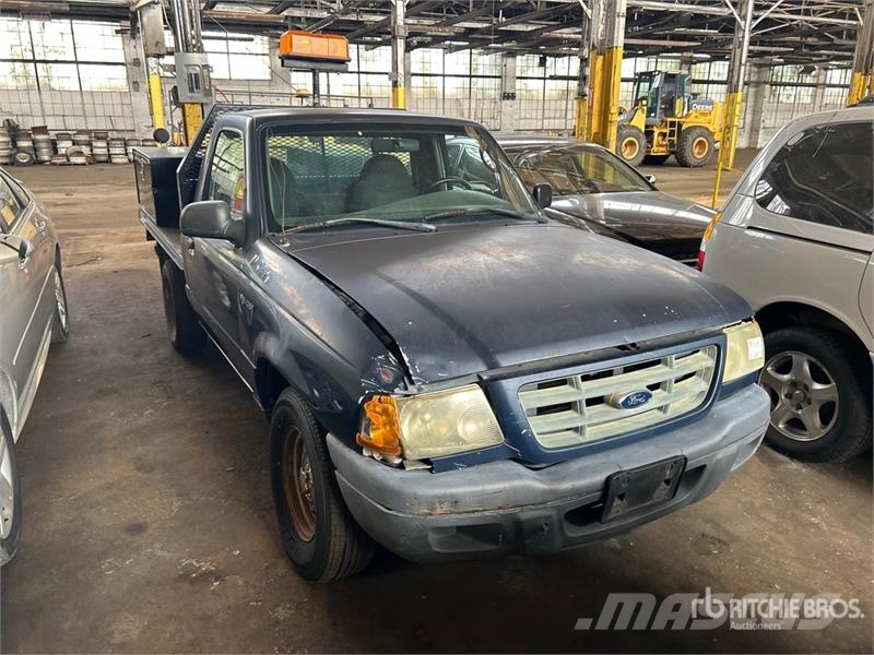 Ford Ranger 4x2 Flatbed Truck Platformos/ Pakrovimas iš šono